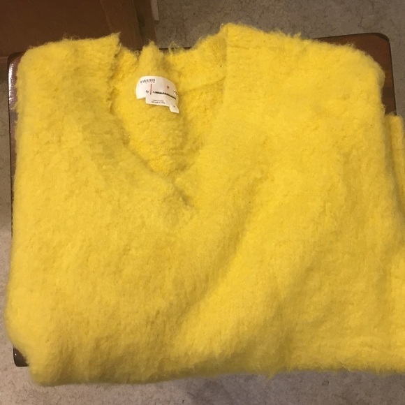 Anthropologie Simone V Neck Yellow Sweater - Picture 8 of 12